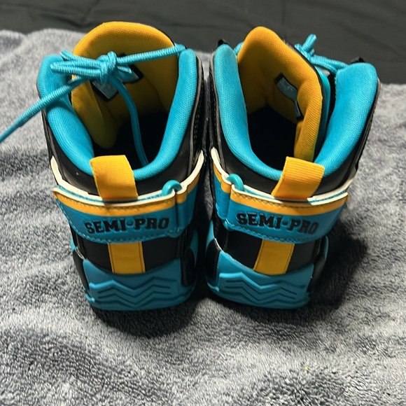 Fila men shoes size 7.5 Grant Hills - Picture 2 of 6